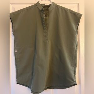 Figs Rafaela Scrubs top - Moss Green